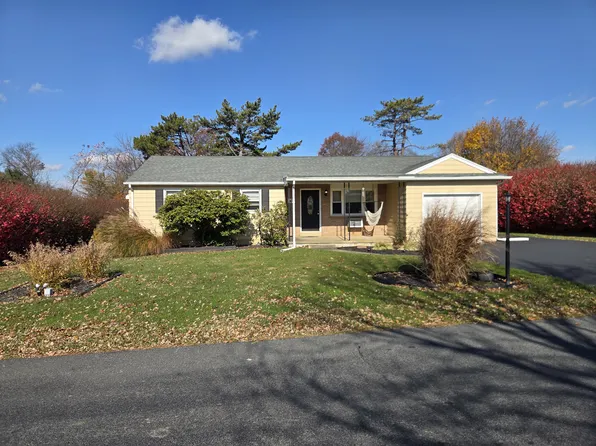 5819 Shepherd Hills Ave, Allentown, PA 18106