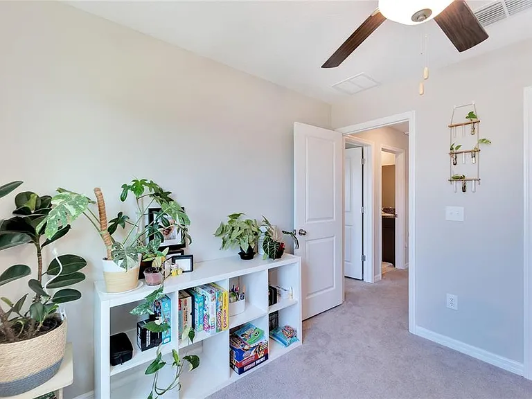 403 Royal Empress Dr — Photo 24