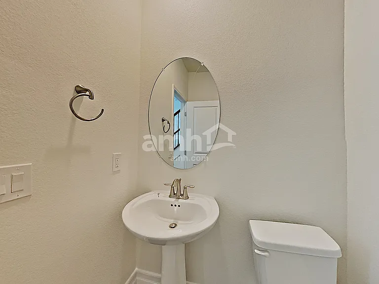 10474 Marias St — Photo 9
