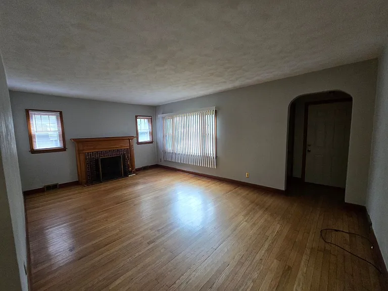 804 W Lombard St — Photo 1