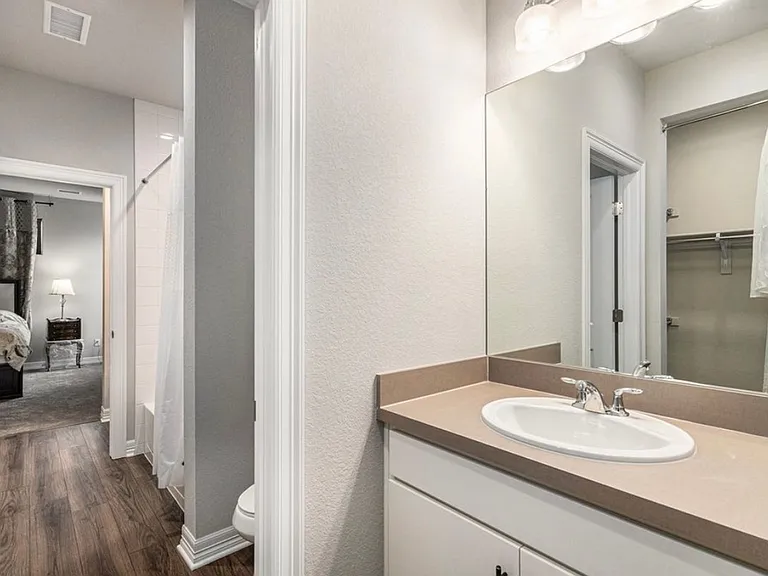 255 Rogers Ct — Photo 9