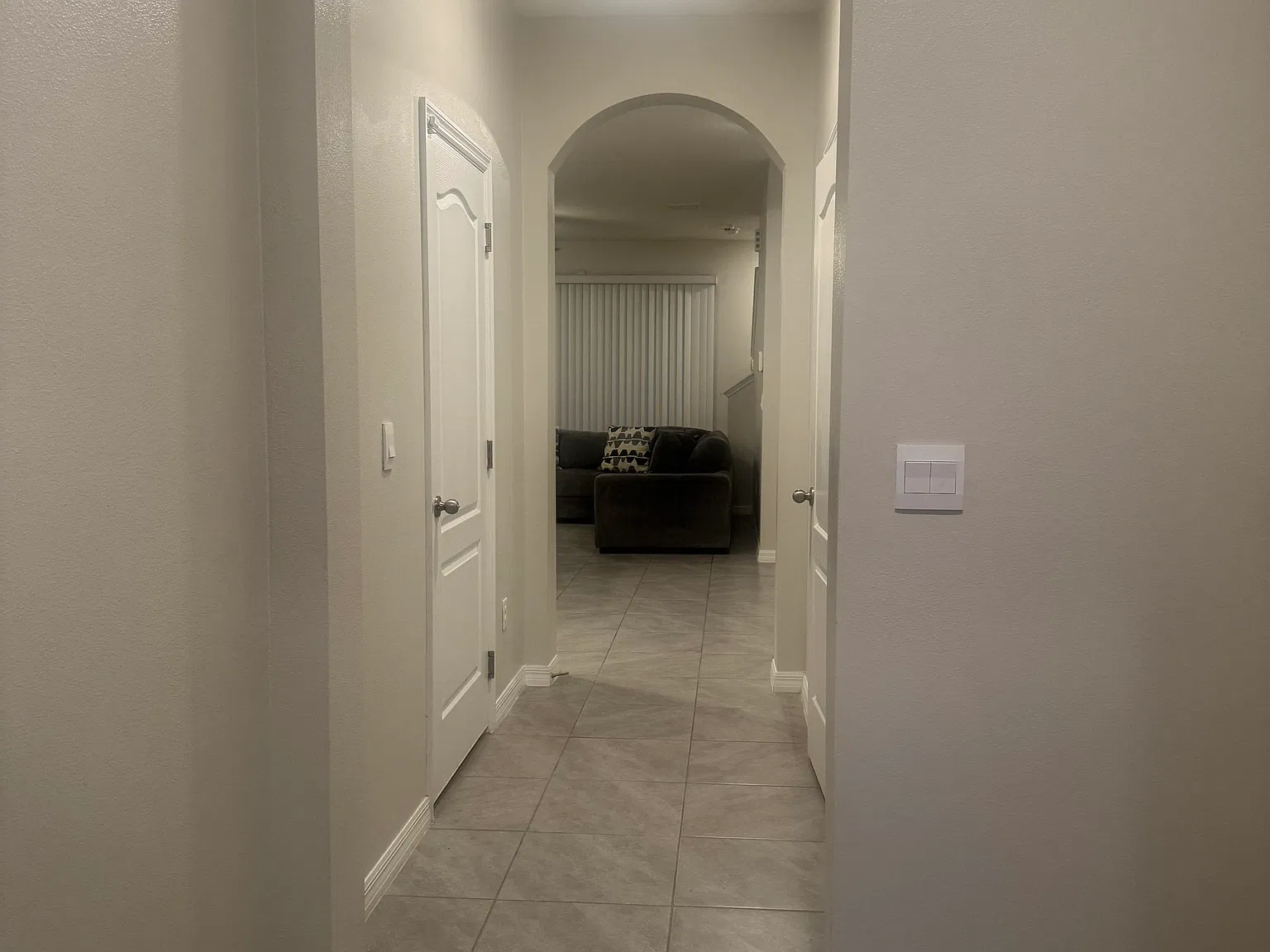 3 bed, 2.5 bath, 1673 sqft, $2,200 — Photo 4
