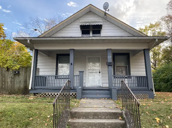 1527 W Clark St, Springfield, OH 45506
