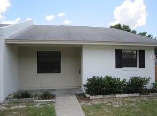 906 Winnie Ln, Lakeland, FL 33813