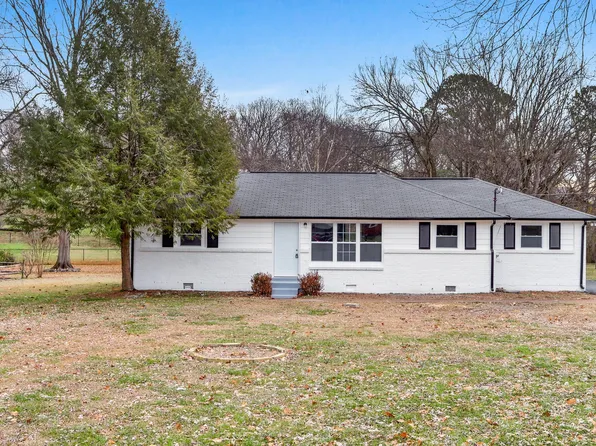 3909 Banbury Dr, Nashville, TN 37207