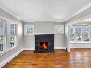 1833 Mannering Rd #1, Cleveland, OH 44112