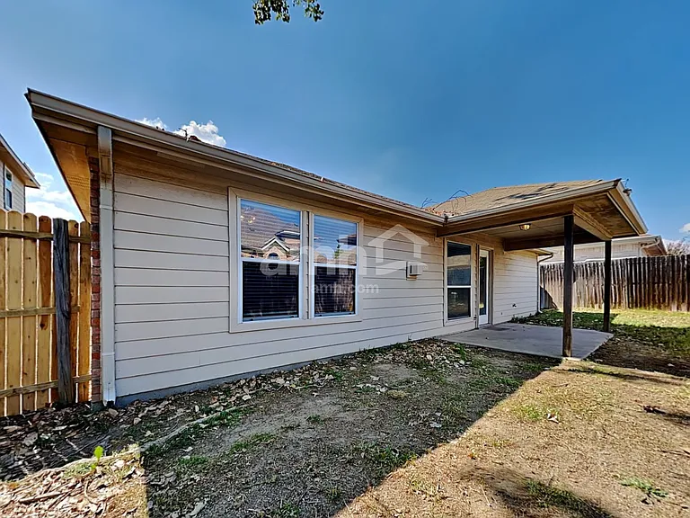6732 Chalk River Dr — Photo 21