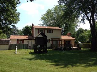 3345 Capitol Way, Highland, MI 48356