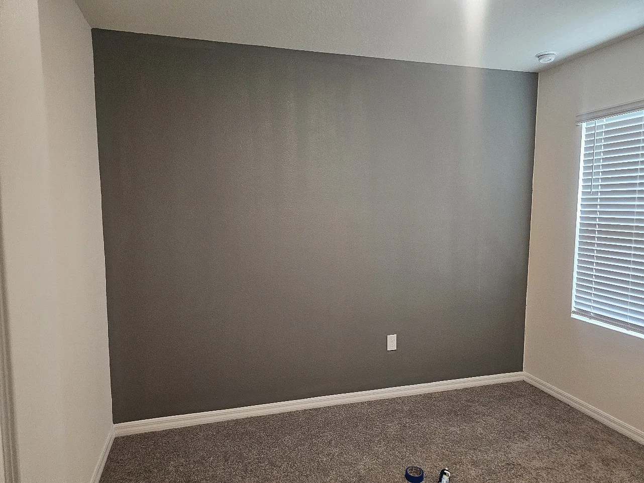 3 bed, $1,900 — Photo 1