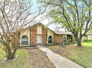 3706 Red Oak Dr, Garland, TX 75043