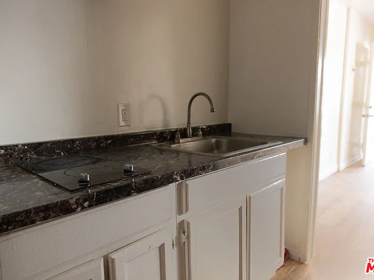 6126 Eleanor Ave #1 — Photo 8