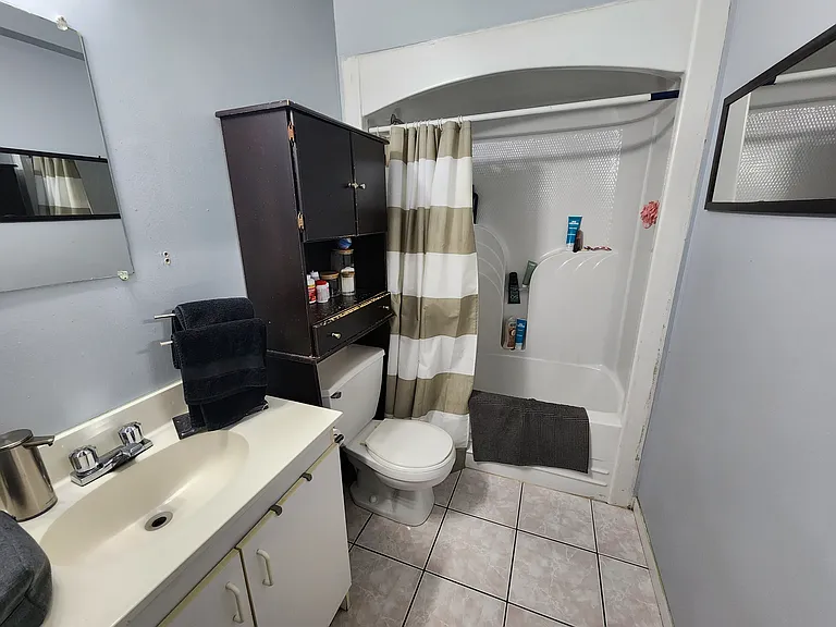 380 Frank St #7 — Photo 11