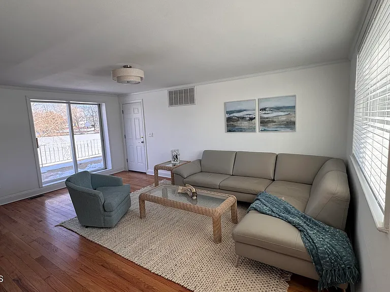 400 Ocean Rd — Photo 22