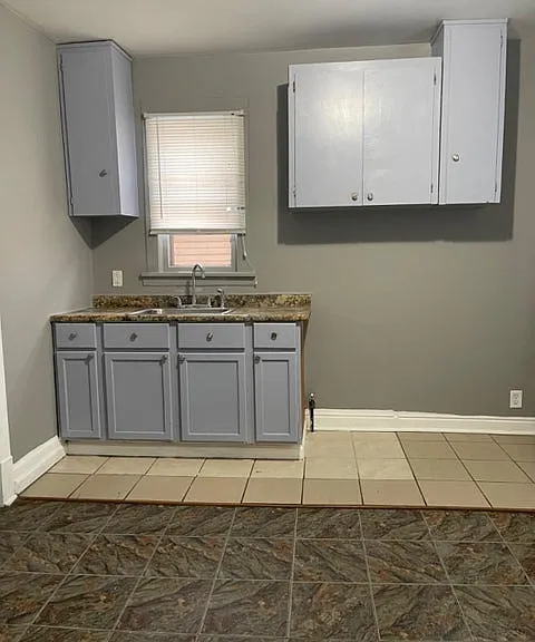 4228 Magoun Ave #2 — Photo 3