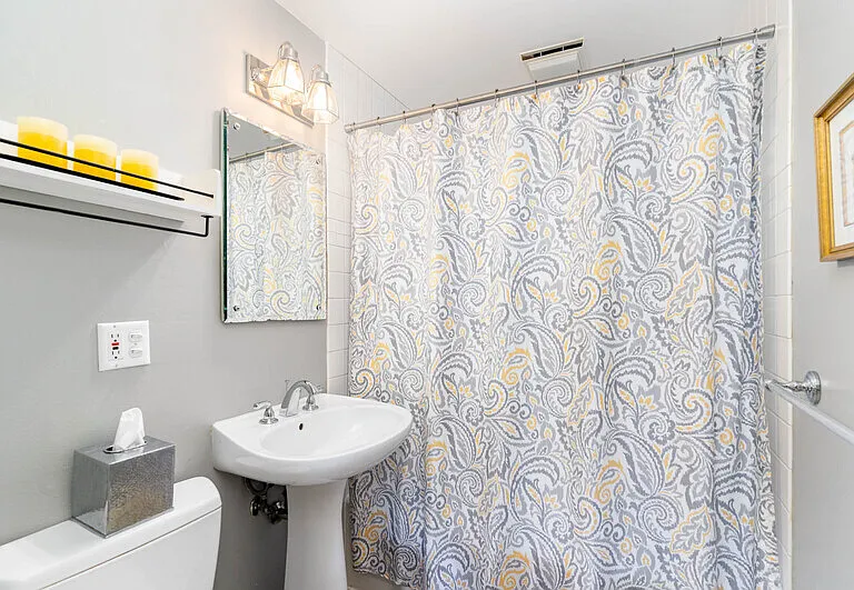 5051 Harold Pl NE — Photo 10