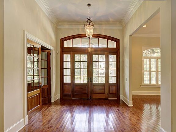 2nd image of 103 Hawkins Ln