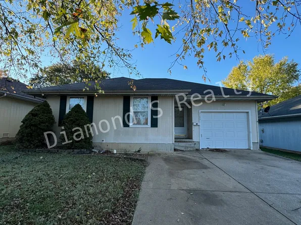 3106 W State St, Springfield, MO 65802
