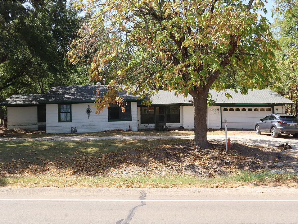 1st image of 1050 E Dallas Ave