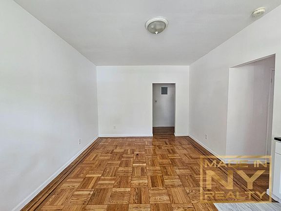 4th image of 62-64 Saunders St #2N
