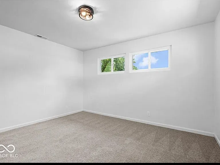 6326 Forest View Dr — Photo 8