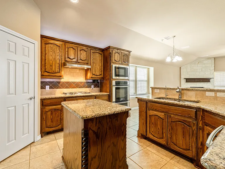 2527 Appaloosa Ln — Photo 7