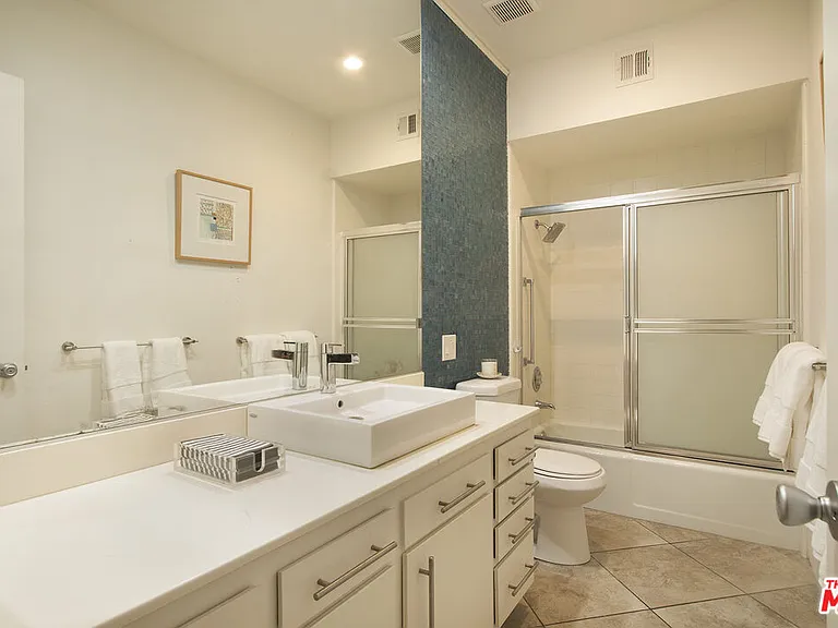 501 Desert Lakes Cir — Photo 30