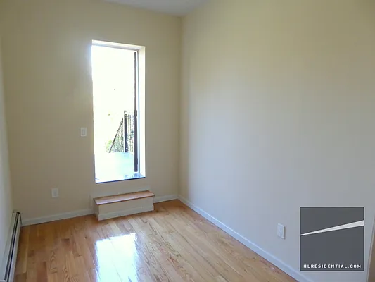 Rented by Highline Residential | media 32