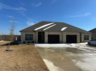 2311 Briar Hollow Dr, Temple, TX 76502