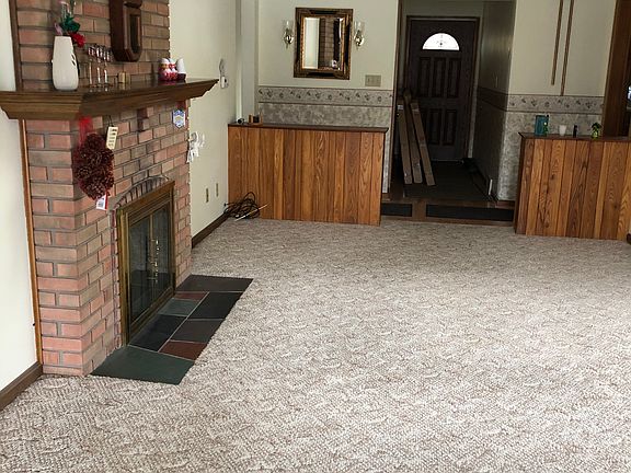 4th image of 4057 Melton Ave