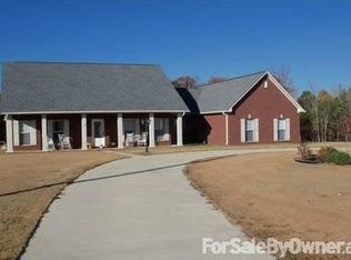 1011 County Road 365, New Albany, MS 38652