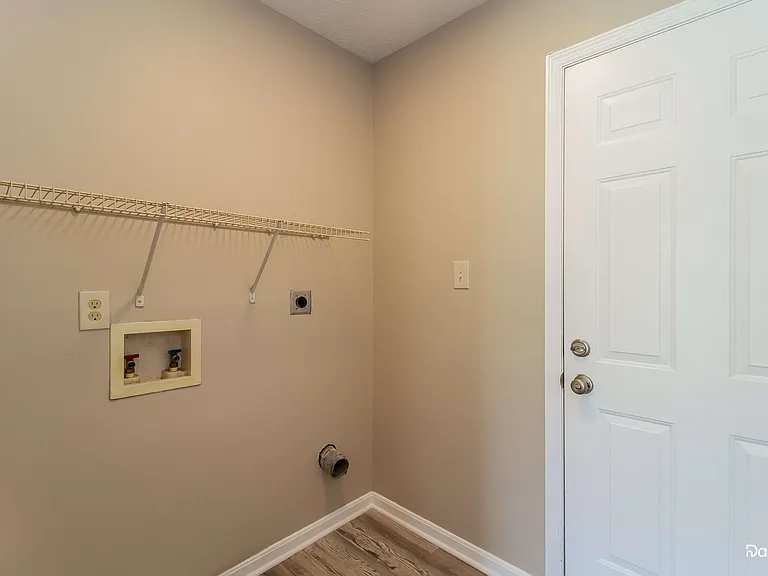 316 Pepperidge Dr — Photo 13