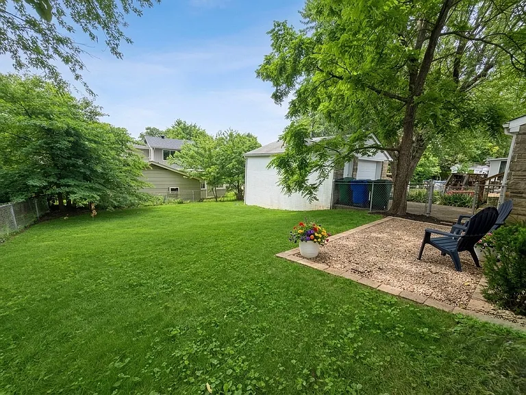 2108 Saint Michael Dr — Photo 12