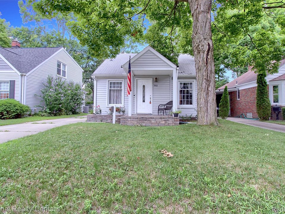1st image of 702 Royal Ave
