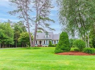 27 Baker Ln, Lakeville, MA 02347