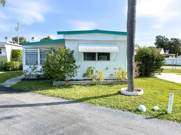 7400 46th Ave N Lot 157, Saint Petersburg, FL 33709