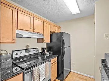424 Mather Green Ave #H — Photo 5
