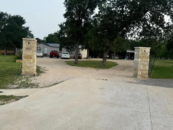 401 Ride Out Blvd, Elgin, TX 78621
