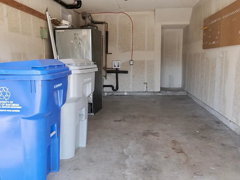 6941 Enborne Ln — Photo 39