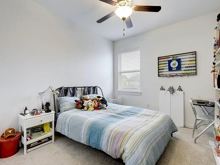 4136 Berkman Dr — Photo 19