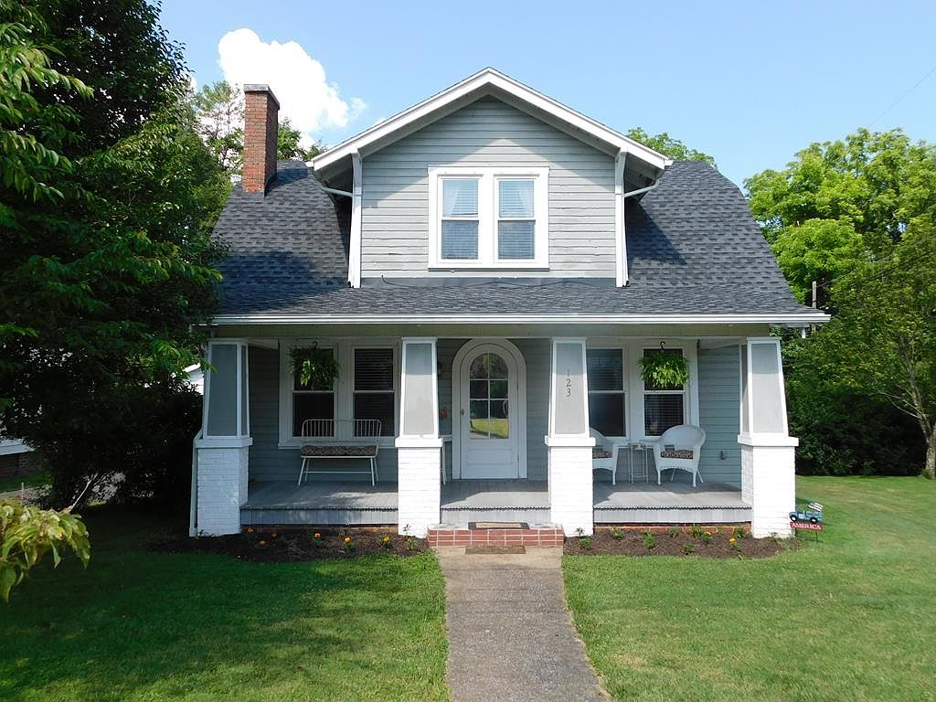 123 Payne St, Tazewell, VA 24651 Zillow