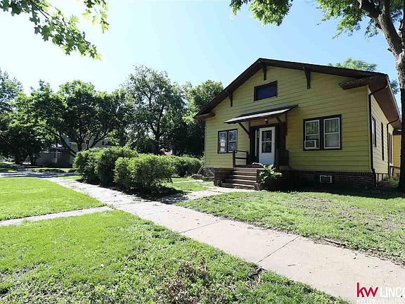 2nd image of 1347 D St