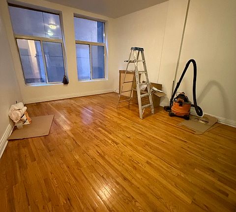 4th image of 21 Maiden Ln APT 3B