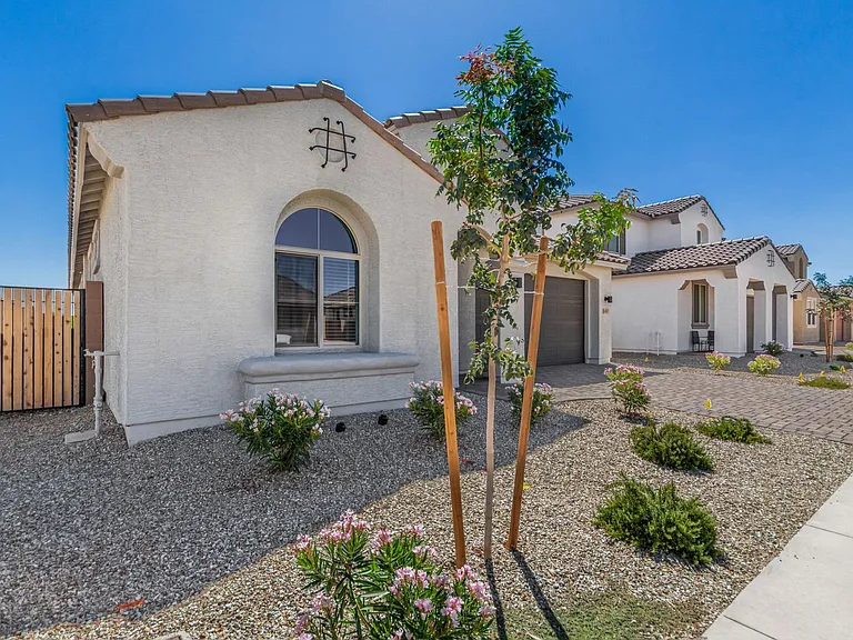14807 W Soft Wind Dr — Photo 2