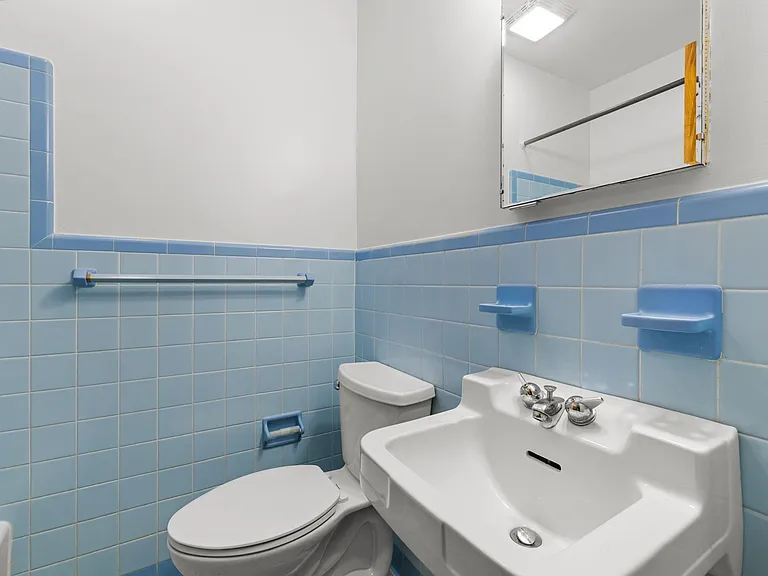 3026 Devonshire Dr — Photo 17