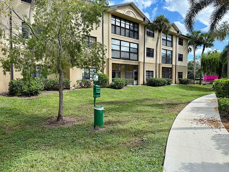 Welcoming Bark Park at The Blake
