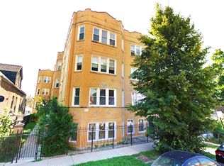 911 N. Francisco Ave., Chicago, IL 60622