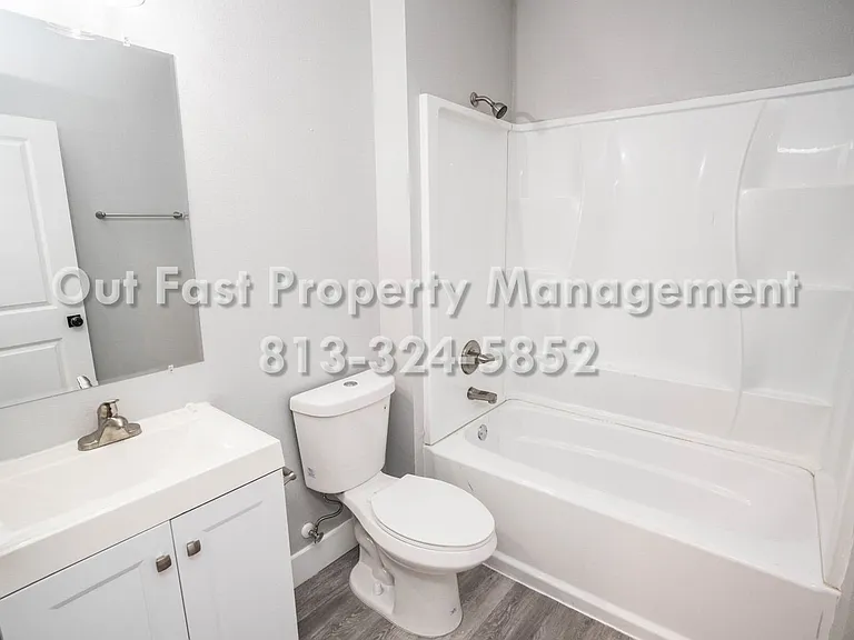 2817 N Taliaferro Ave #2 — Photo 22