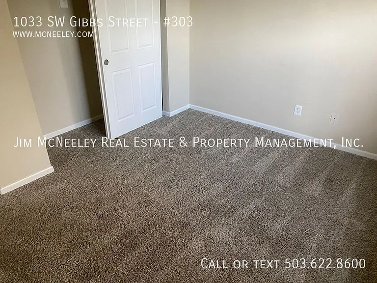 1033 SW Gibbs St #303 — Photo 19