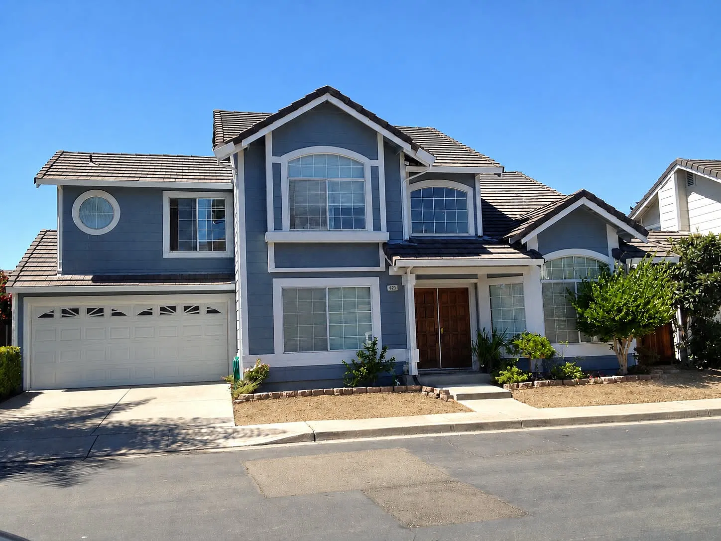 4 bed, 1746 sqft, $4,300 — Photo 1