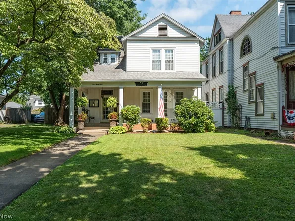 1031 Juliana St, Parkersburg, WV 26101
